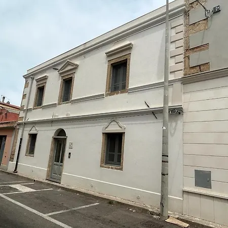 Palazzo Ma.ri.lu. 3* Cabras